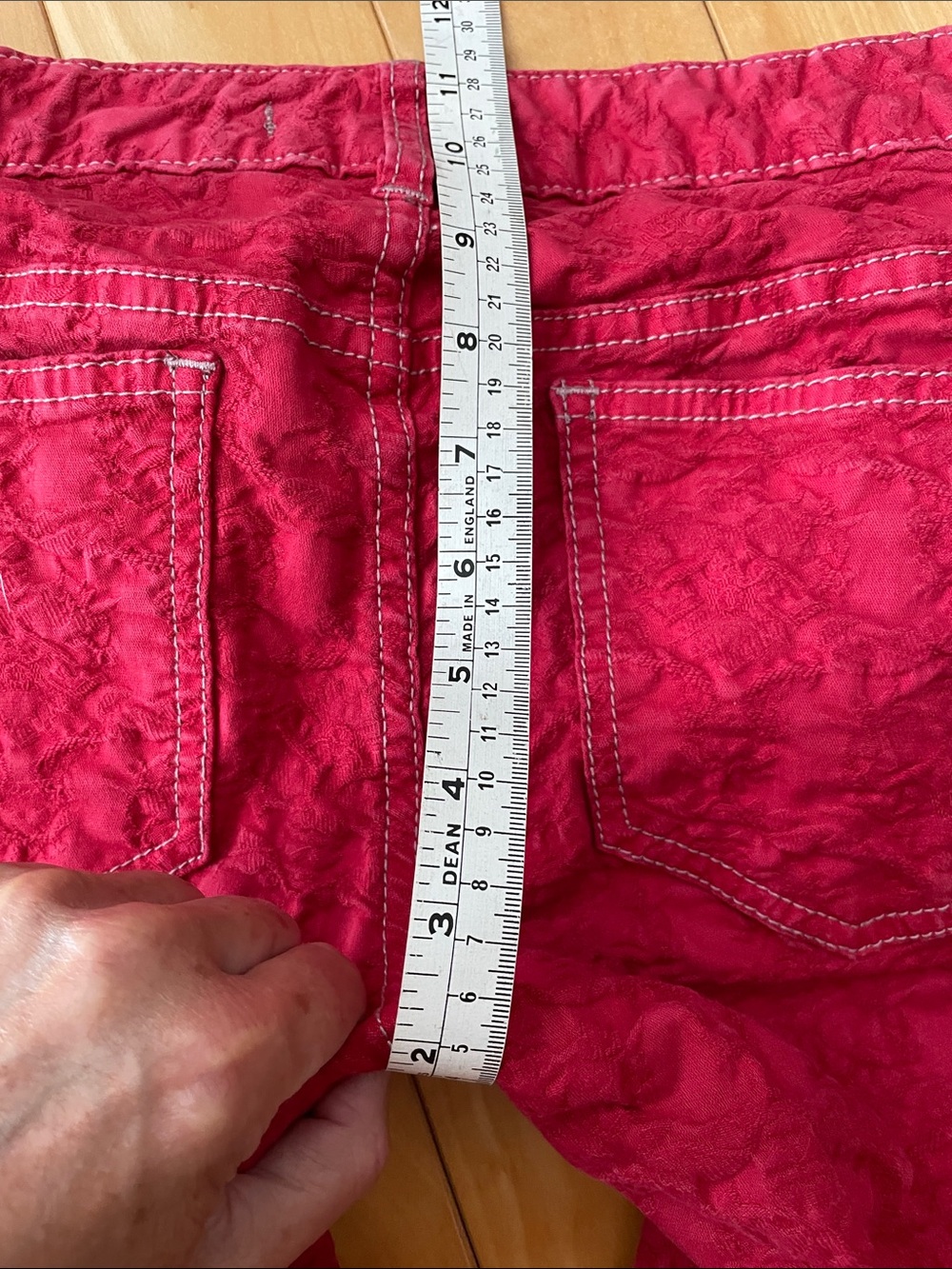 27. FREE PEOPLE Hot Textured Red Skinny Jeans - Picture 7 of 8
